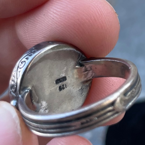 Size 7.5 Sterling Silver Lapis Brazil Ring - Picture 3 of 3